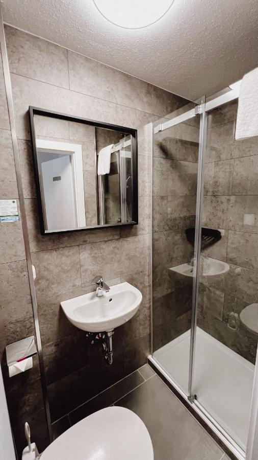 צל-אם-זי Seehotel Sissi מראה חיצוני תמונה
